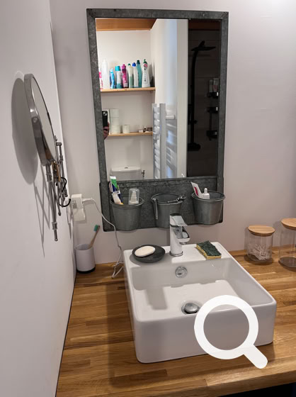 Piscine de la maison de vacances de la Boetie entour&eacute;e d'arbres du Ponchet, Dordogne